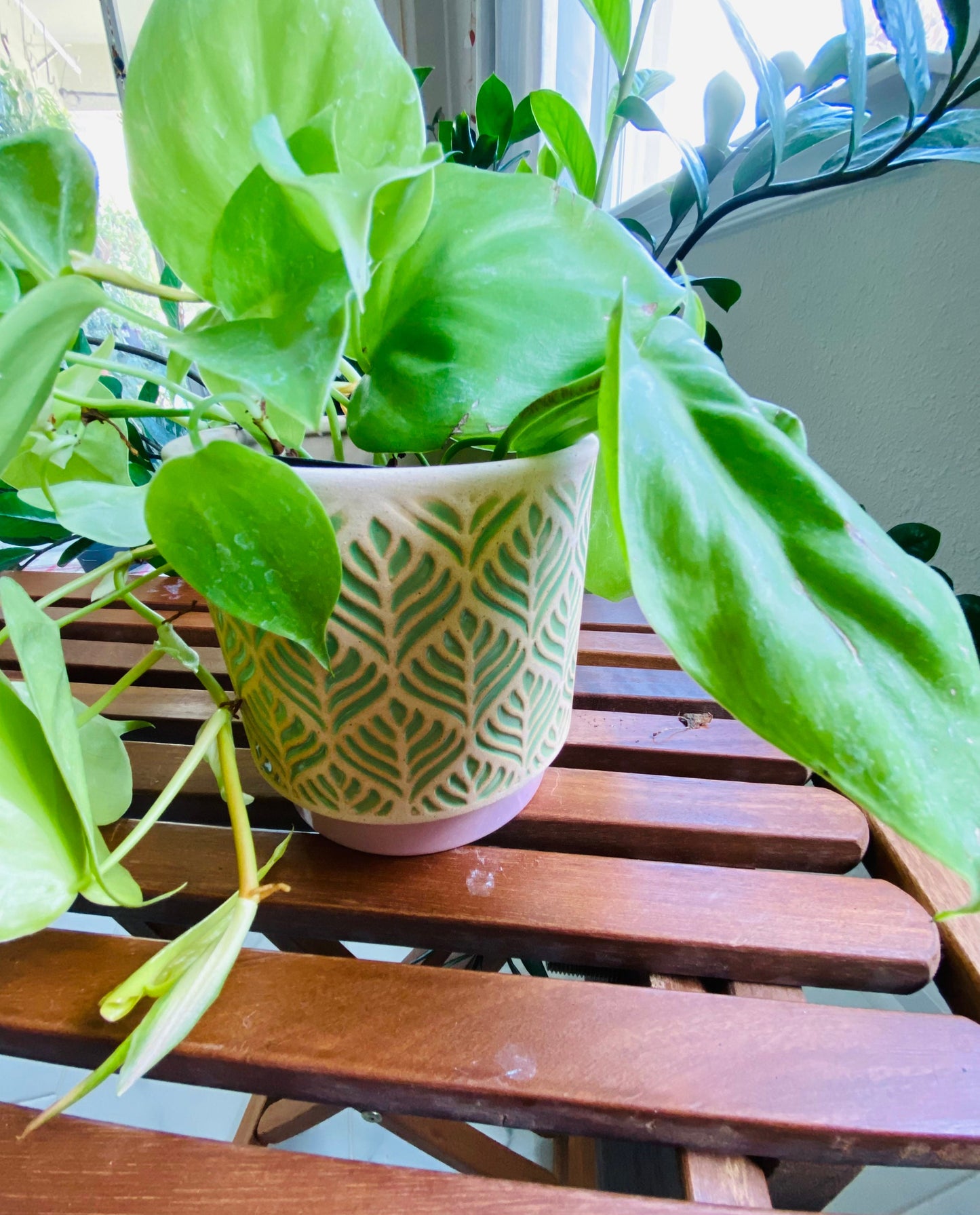 4-Inch Green Leafs Catcher Pot - Cream and Brown Ceramic Pot