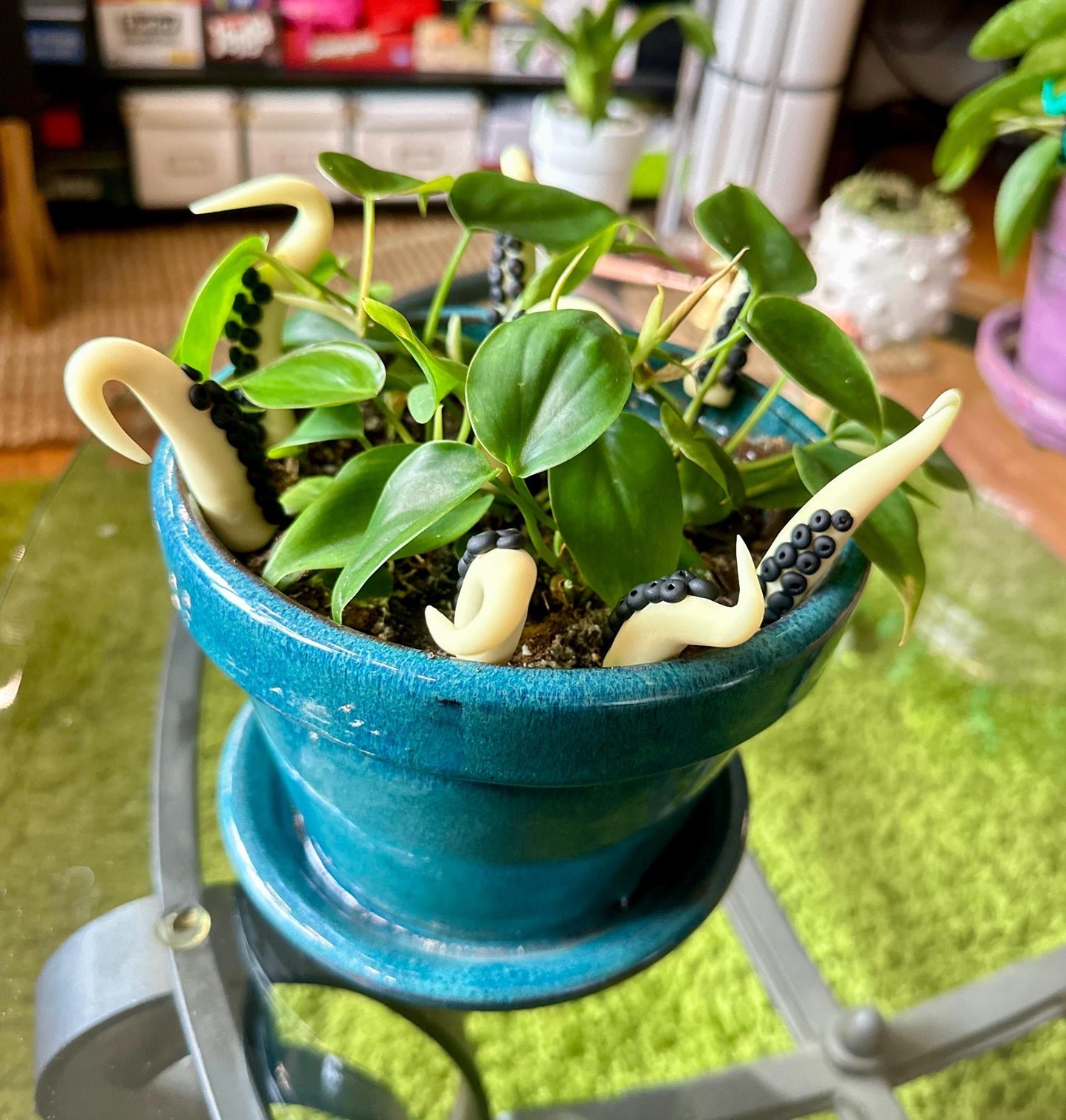 Glow In Dark (white) Sea Creature Tentacles