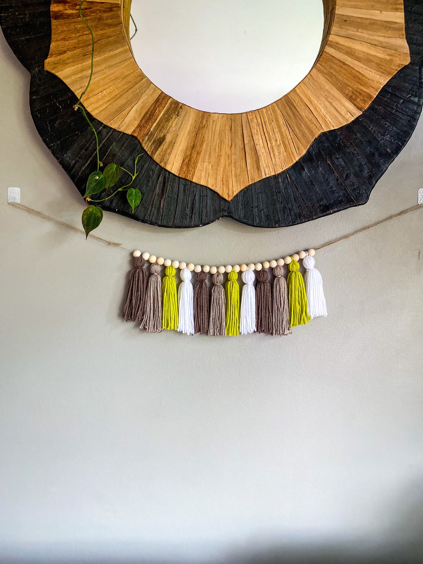 Yoda / Grogu Palette Tassel Garland - Brown/Light Brown/Green/White