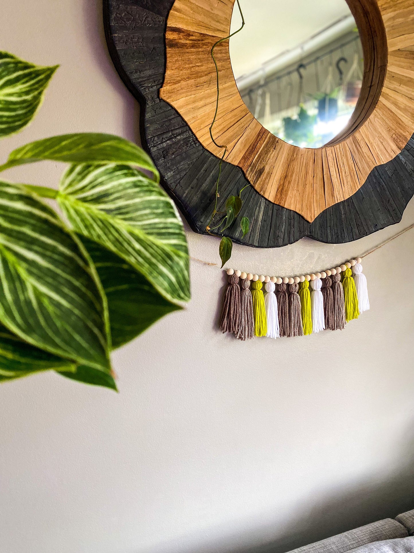 Yoda / Grogu Palette Tassel Garland - Brown/Light Brown/Green/White