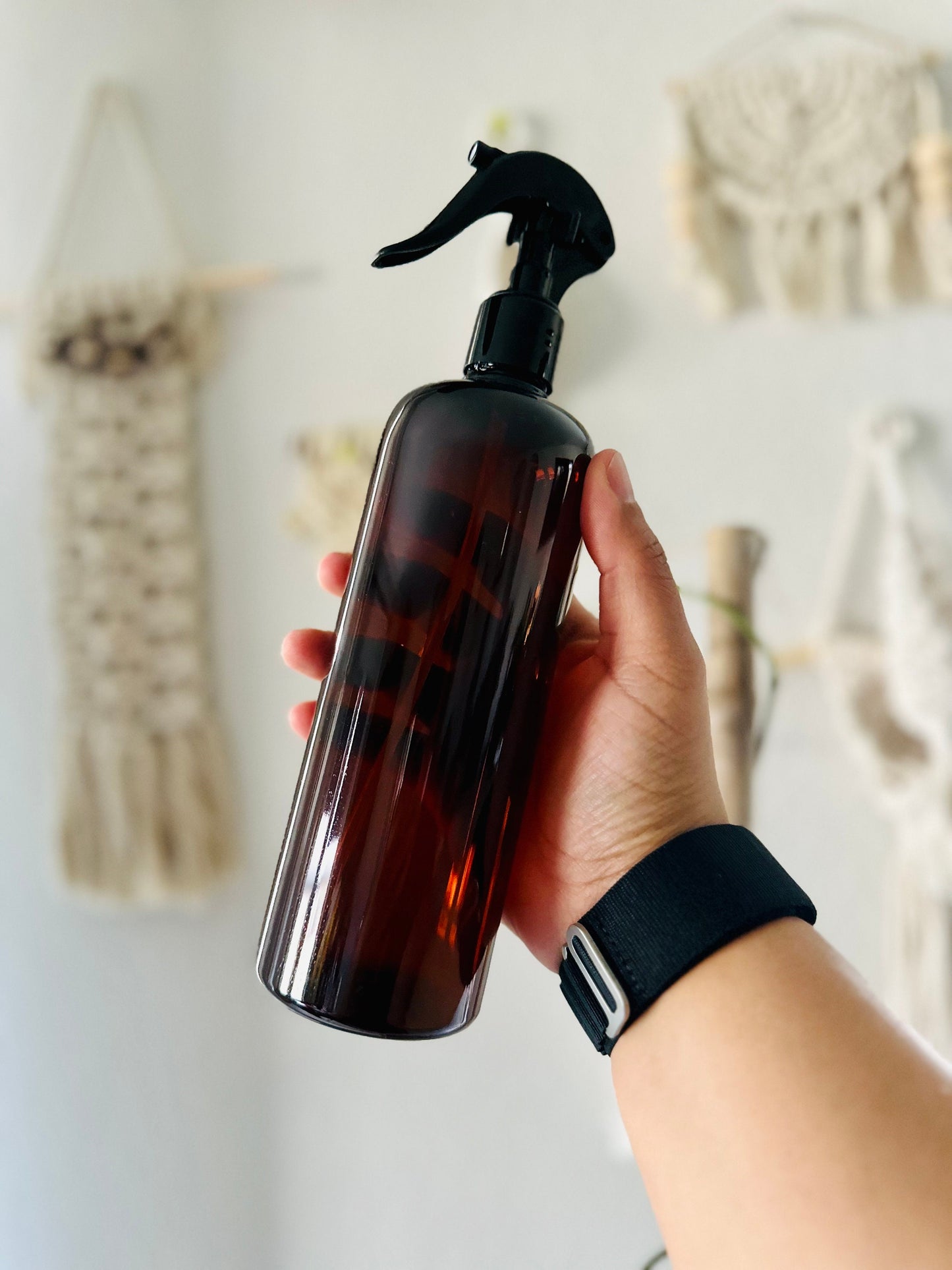 16 Ounce Amber Plastic Plant Spray Bottle Bundle