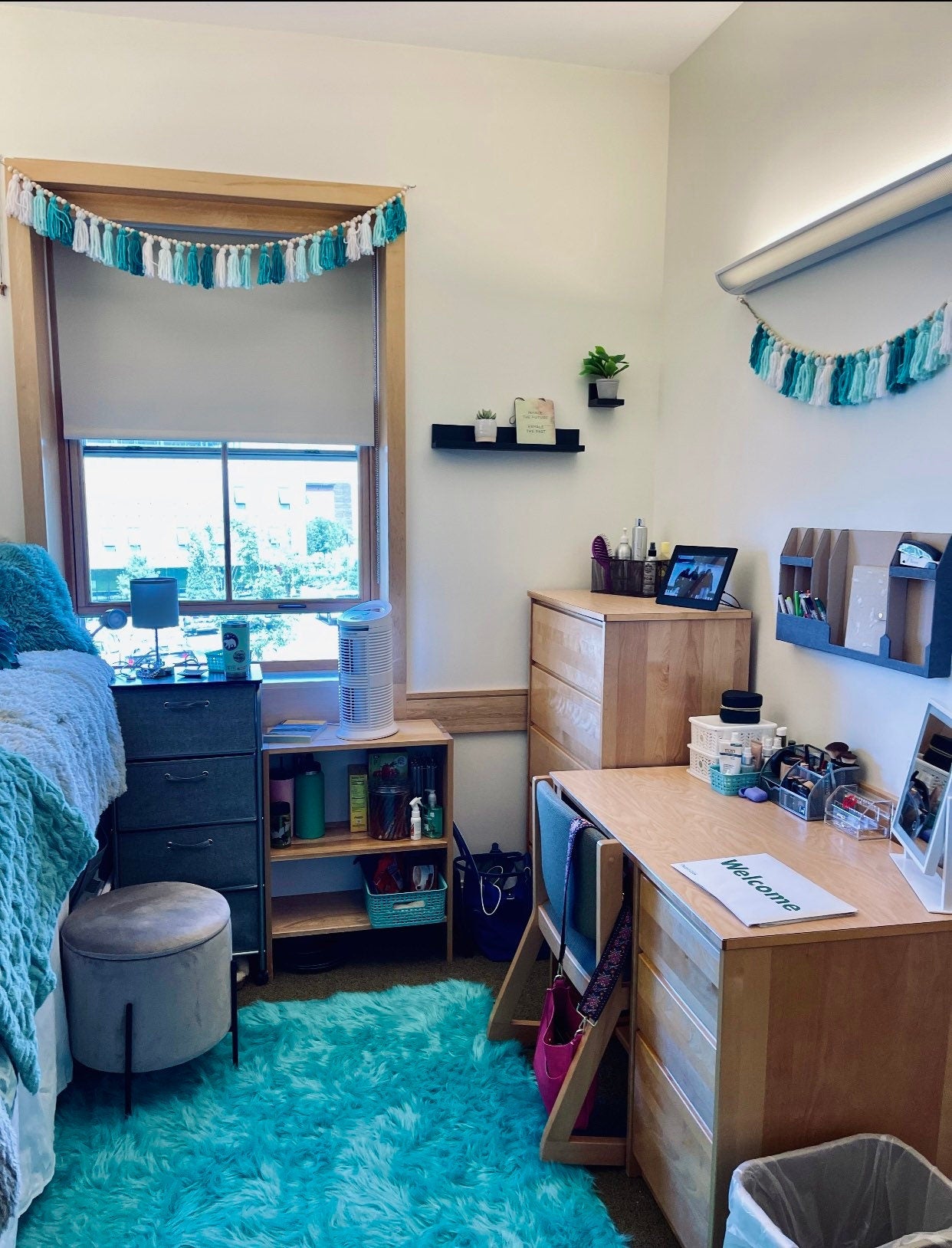 Green/Aqua/White Ombre - Tassels Tassel w/ Wood Beads Wall Art